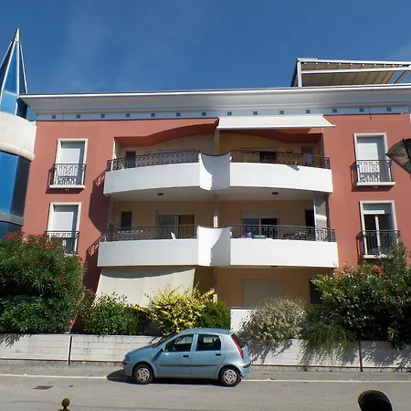 Apartment Millennium